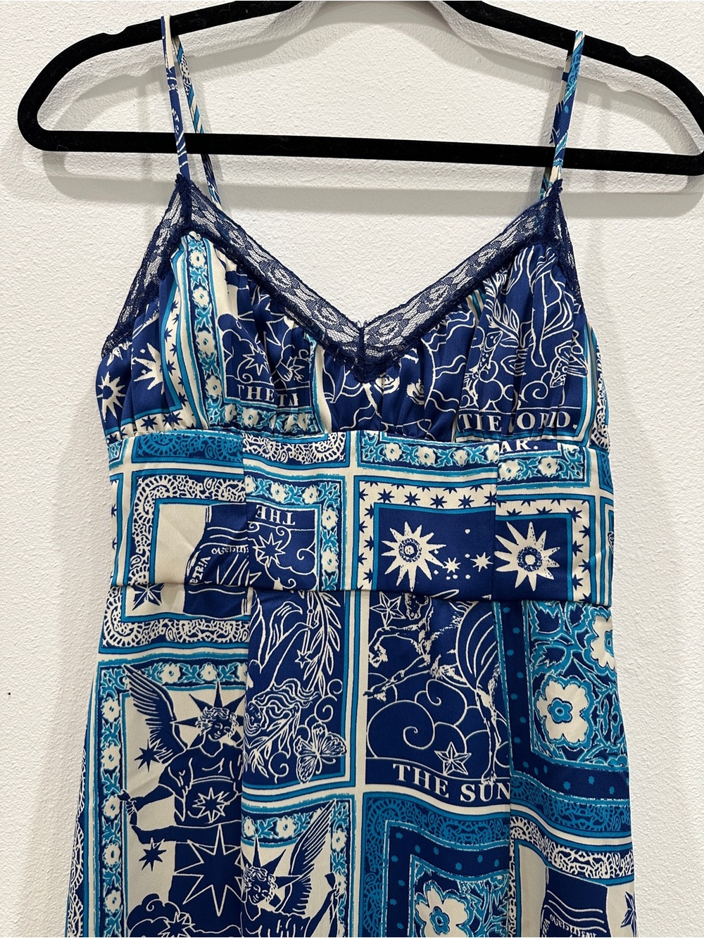 Urban Outfitters Celestial Tarot Card Audrey Lace Midi Dress size XS - Picture 2 of 7